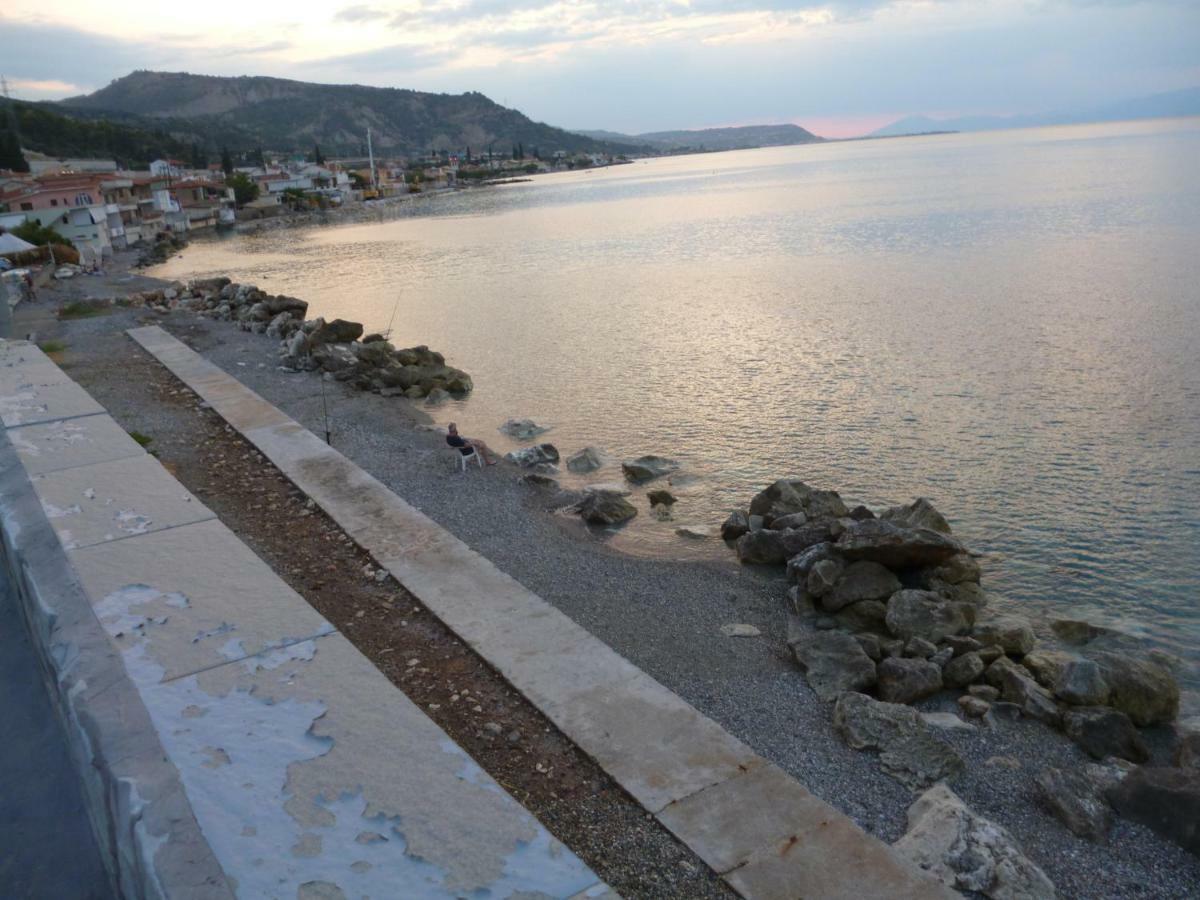 House Next To The Sea Side Apartment Derveni Exterior foto